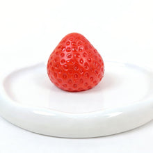 Load image into Gallery viewer, • SQUEEZESQUAD STRAWBERRY SQUISHY DIG KIT
