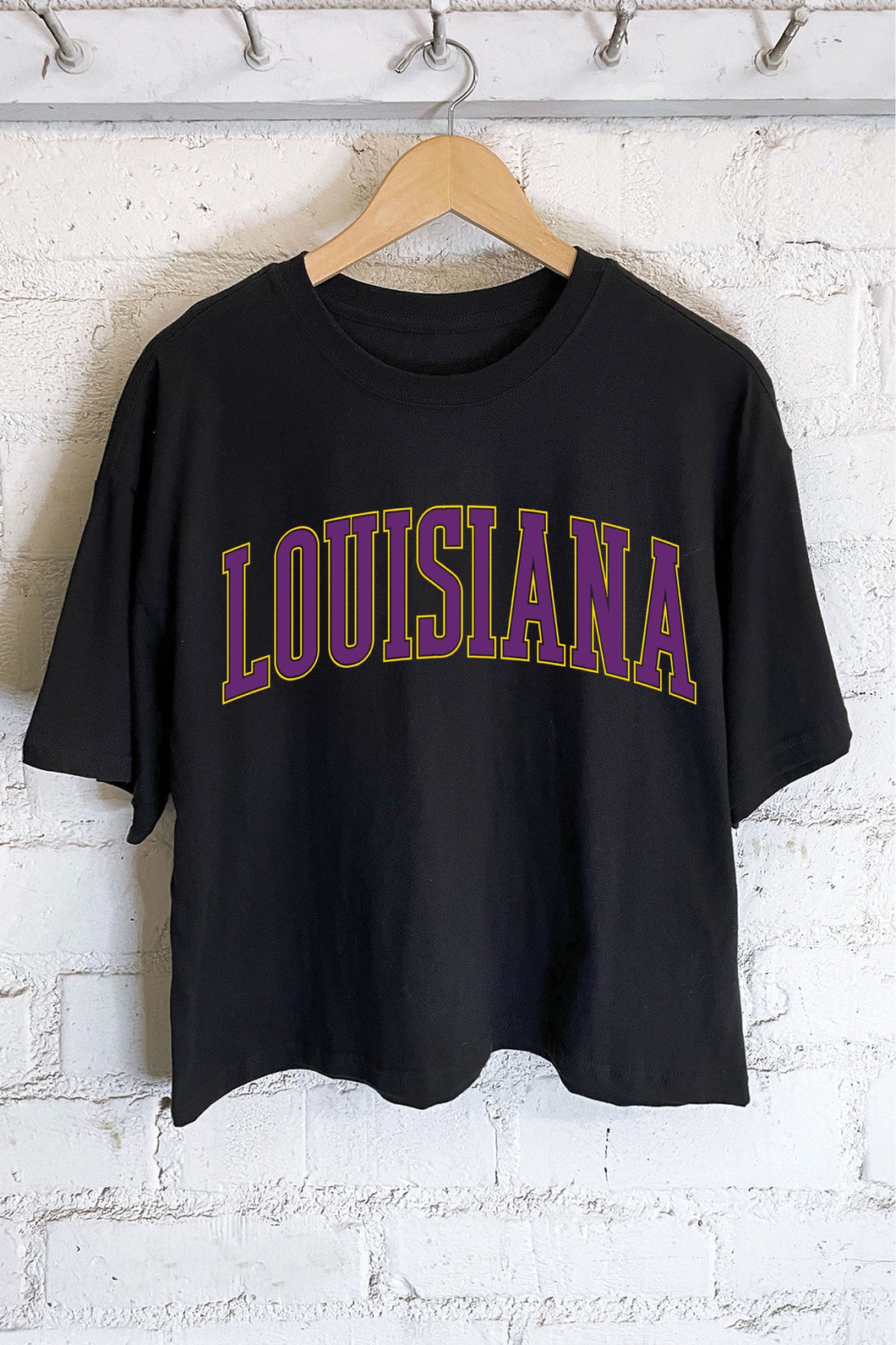 • LOUISIANA PUFF DESIGN CROP TEE IN BLACK